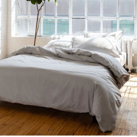 Simons Maison - BNWT - 50%Cotton/50% Polyester Queen Duvet Cover Set in Aluminum - Picture 1 of 5